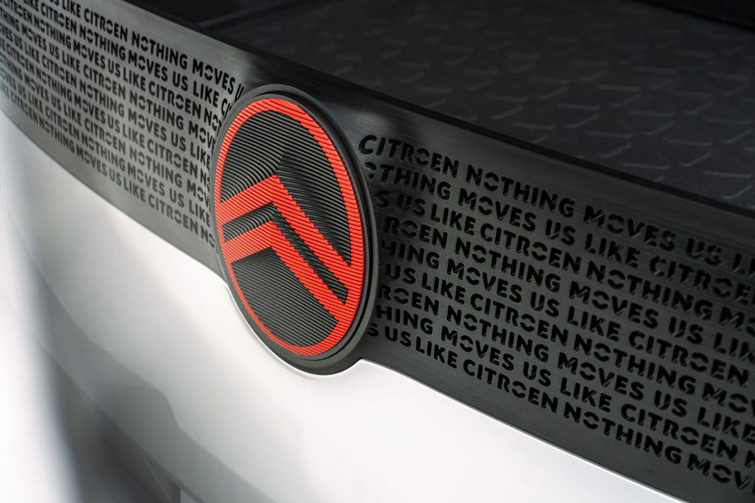 Citroen's new logo on a concept car